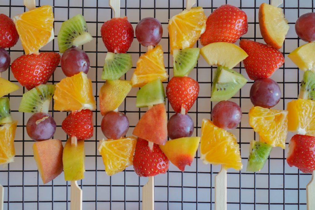 fruit skewers with greek yogurt
29 Healthy Snacks Ideas High in Protein: Ultimate Guide + PDF