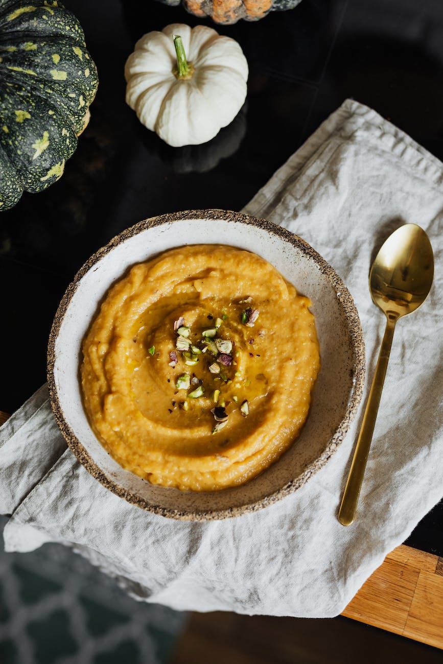 home made hummus
29 Healthy Snacks Ideas High in Protein: Ultimate Guide + PDF