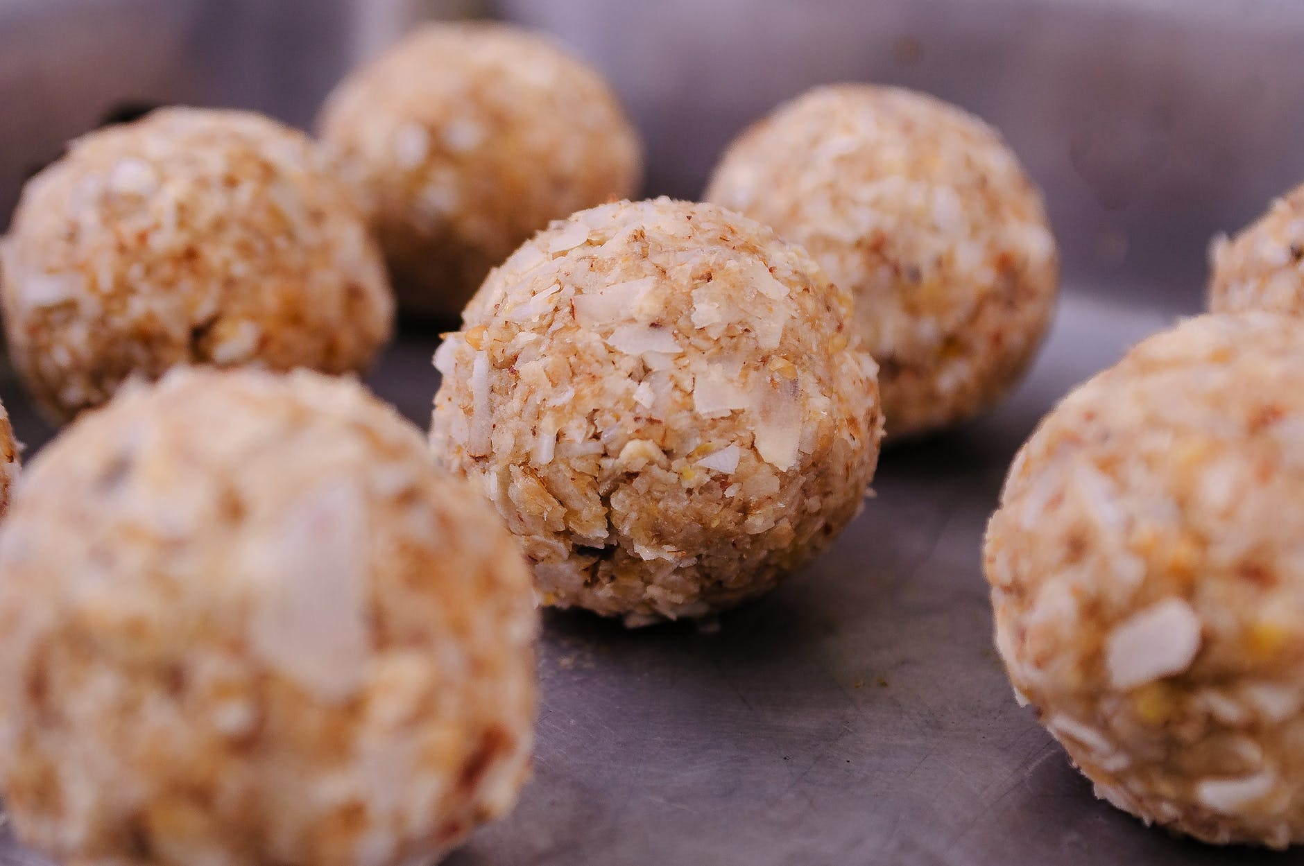 energy bites
29 Healthy Snacks Ideas High in Protein: Ultimate Guide + PDF